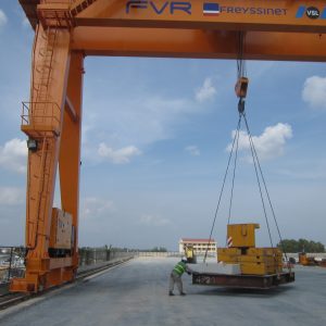 cổng trục dầm đôi 50 tấn