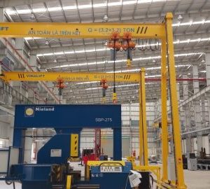 cổng trục chữ A