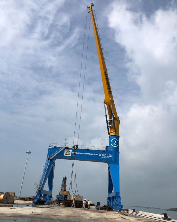 Cấu tạo chi tiết của cẩu chân đế thủy lực