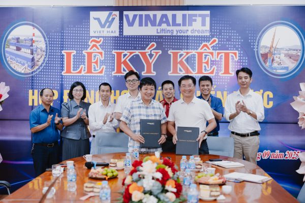 Lễ ký kết hợp tác toàn diện VINALIFT và Việt Hải