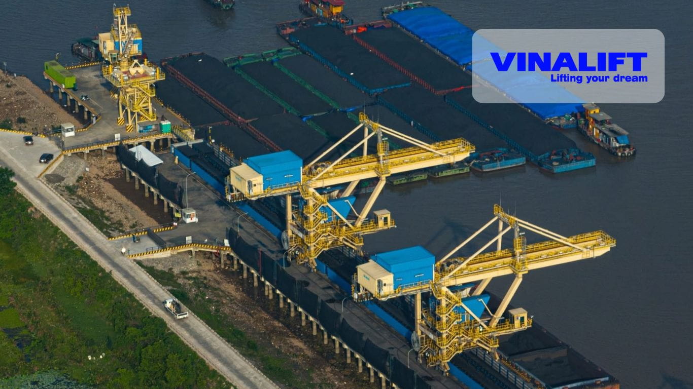 Cẩu chân đế gầu ngoạm