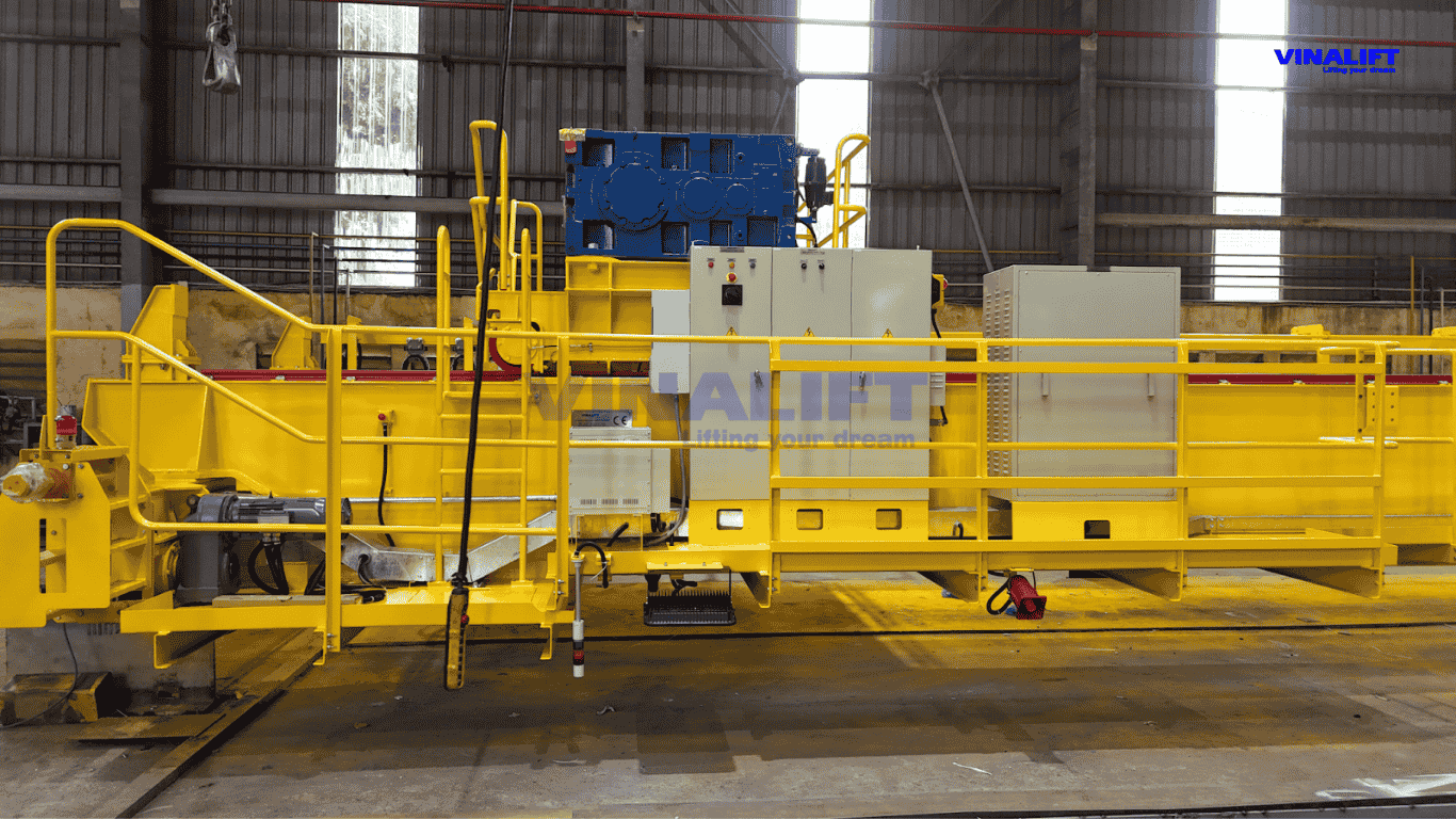 Cầu Trục Dầm Đôi Phục vụ nhà máy luyện thép