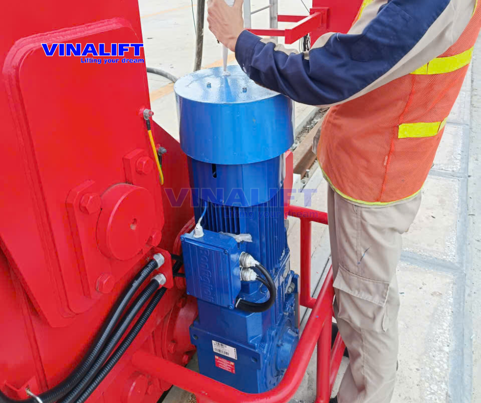 Động cơ giảm tốc