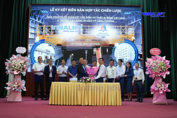 Signing ceremony for strategic cooperation between VINALIFT and CTIT