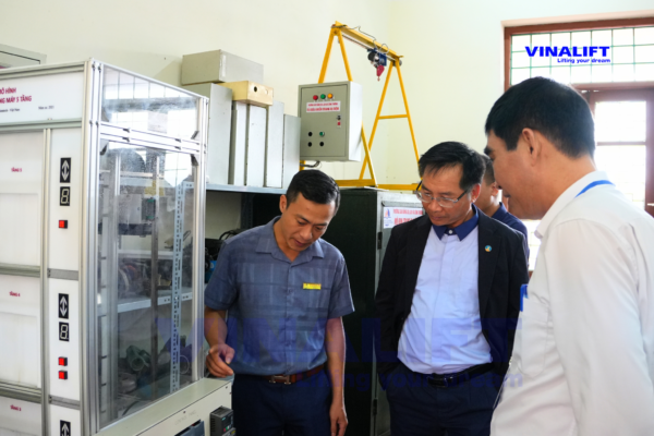 VINALIFT Director visits College facilities.