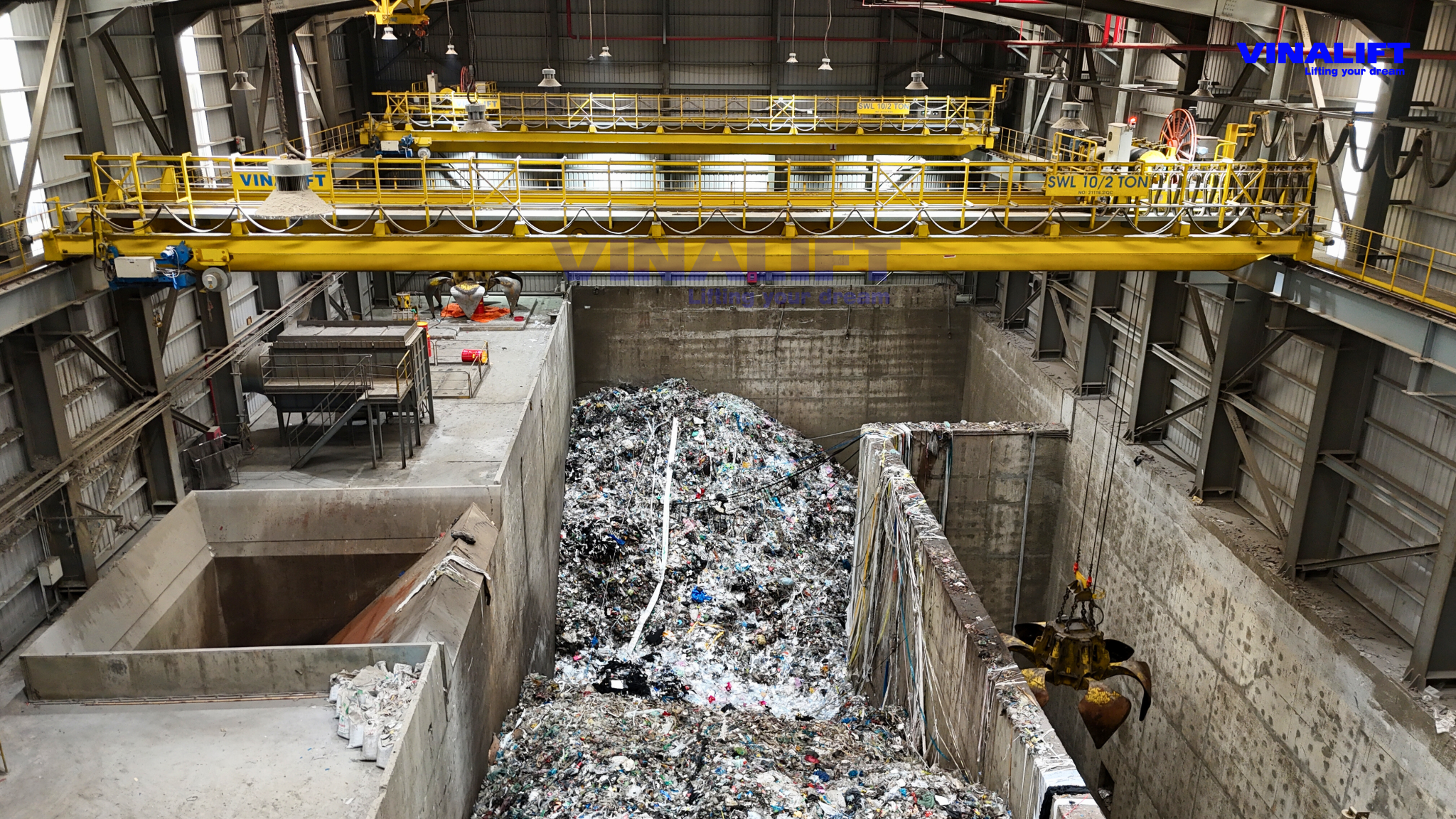 Biến tần tái sinh được ứng dụng trong các dòng cẩu tần suất nâng hạ cao