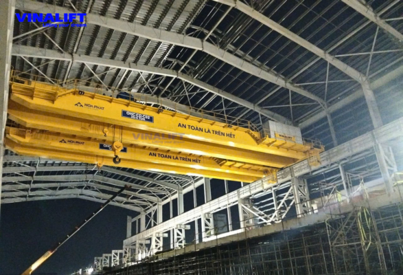 Cầu trục nâng thép lỏng